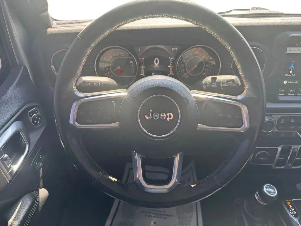 Used 2020 Jeep Wrangler Unlimited Sahara AWD/4WD image 23