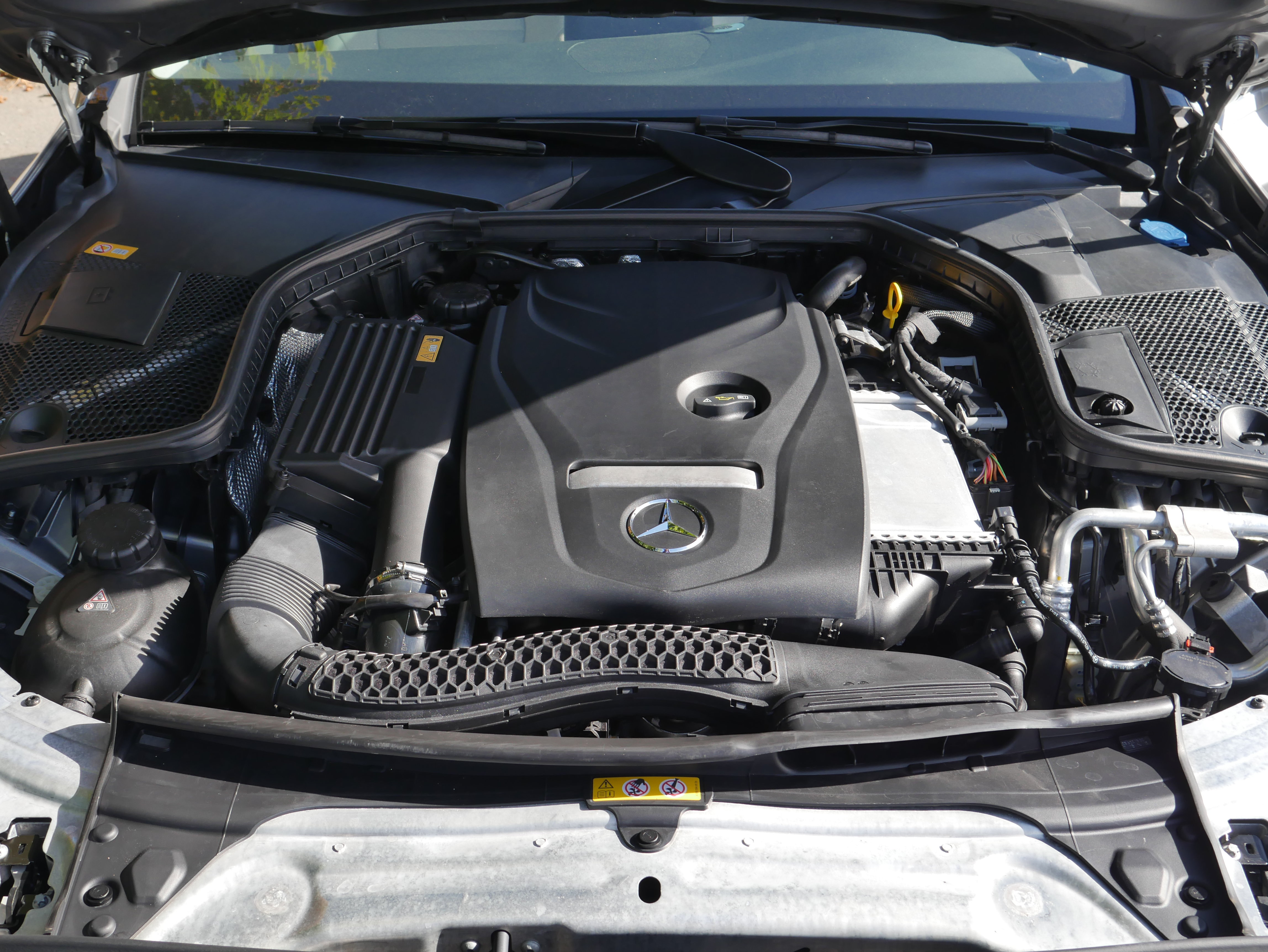 Used 2016 Mercedes-Benz C 300 4MATIC Sedan image 24