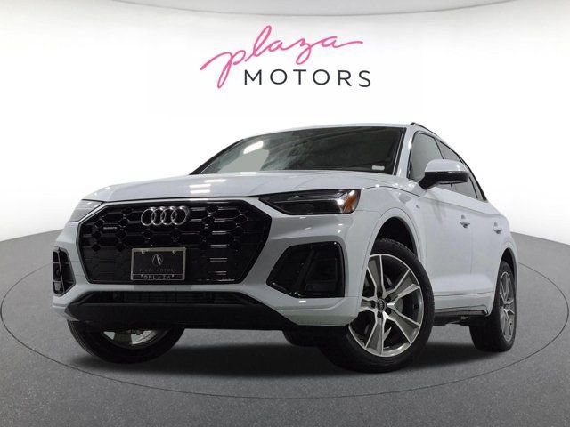 Certified 2025 Audi Q5 2.0T Premium w/ Convenience Plus Package AWD/4WD image 1