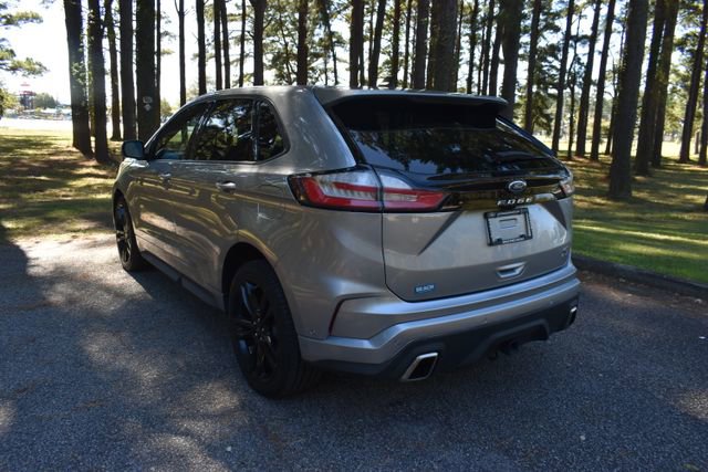 Used 2022 Ford Edge ST w/ Equipment Group 401A image 6