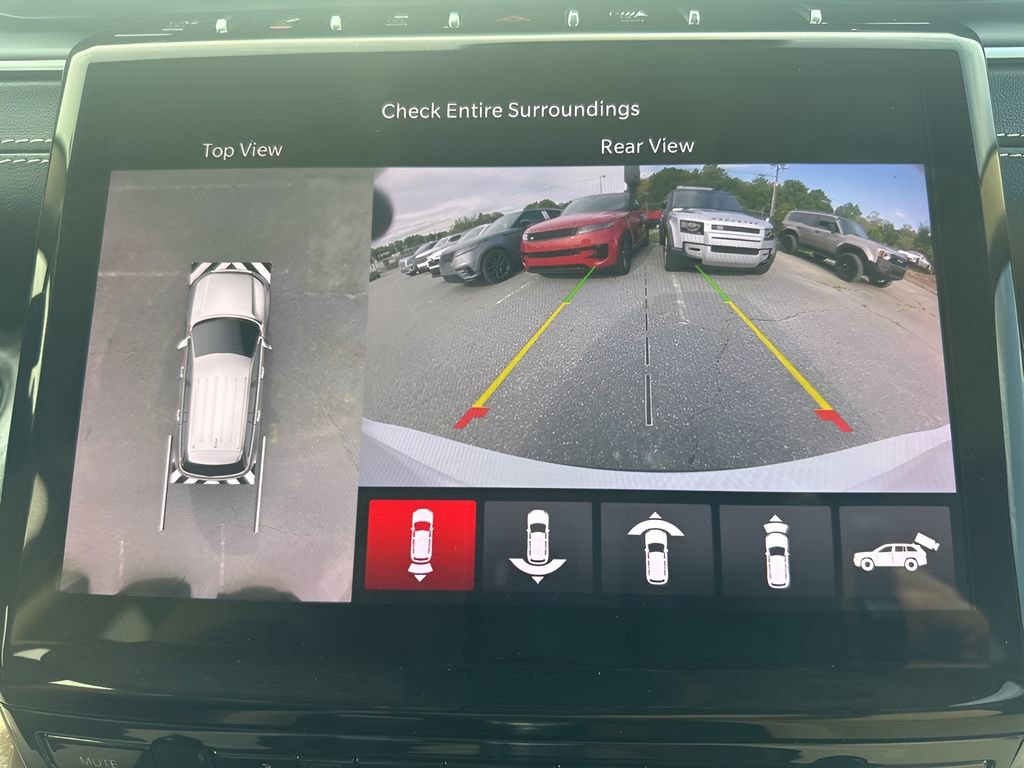 Used 2021 Jeep Grand Cherokee L Limited w/ Luxury Tech Group II image 24