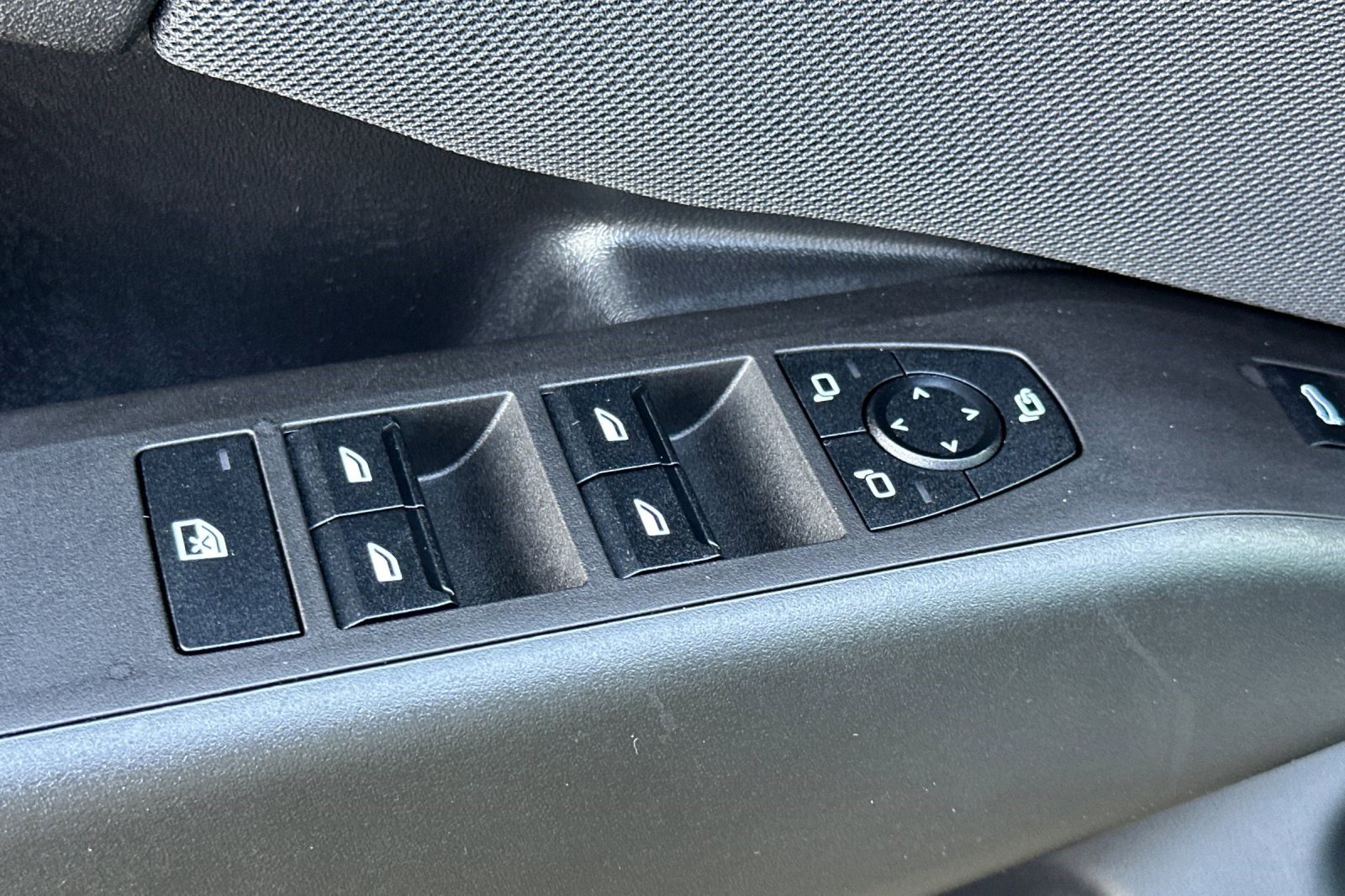 Used 2025 BMW X3 xDrive30i w/ Convenience Package image 13