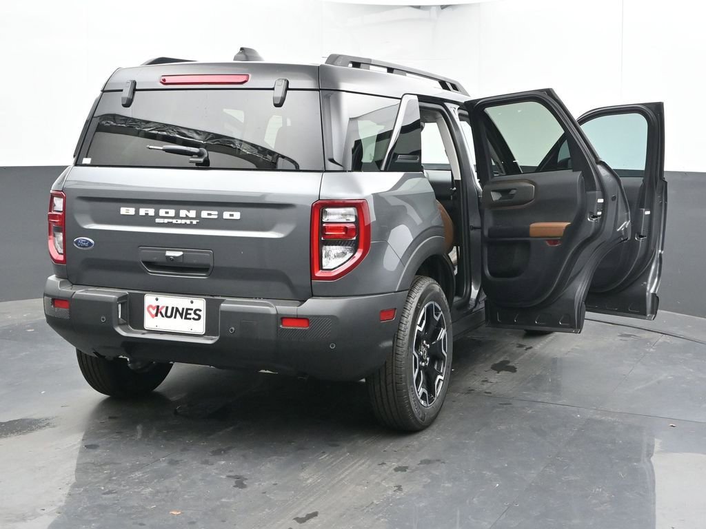 New 2025 Ford Bronco Sport Outer Banks image 51