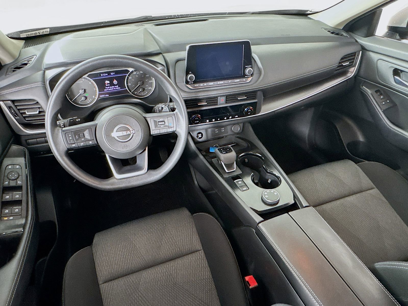 Used 2024 Nissan Rogue SV image 19