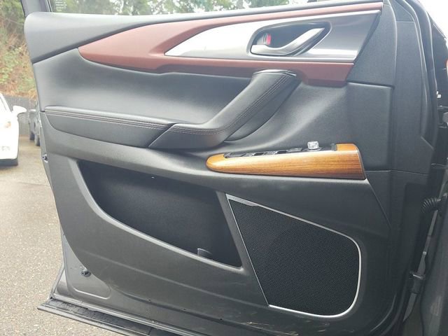 Used 2017 MAZDA CX-9 Signature image 18