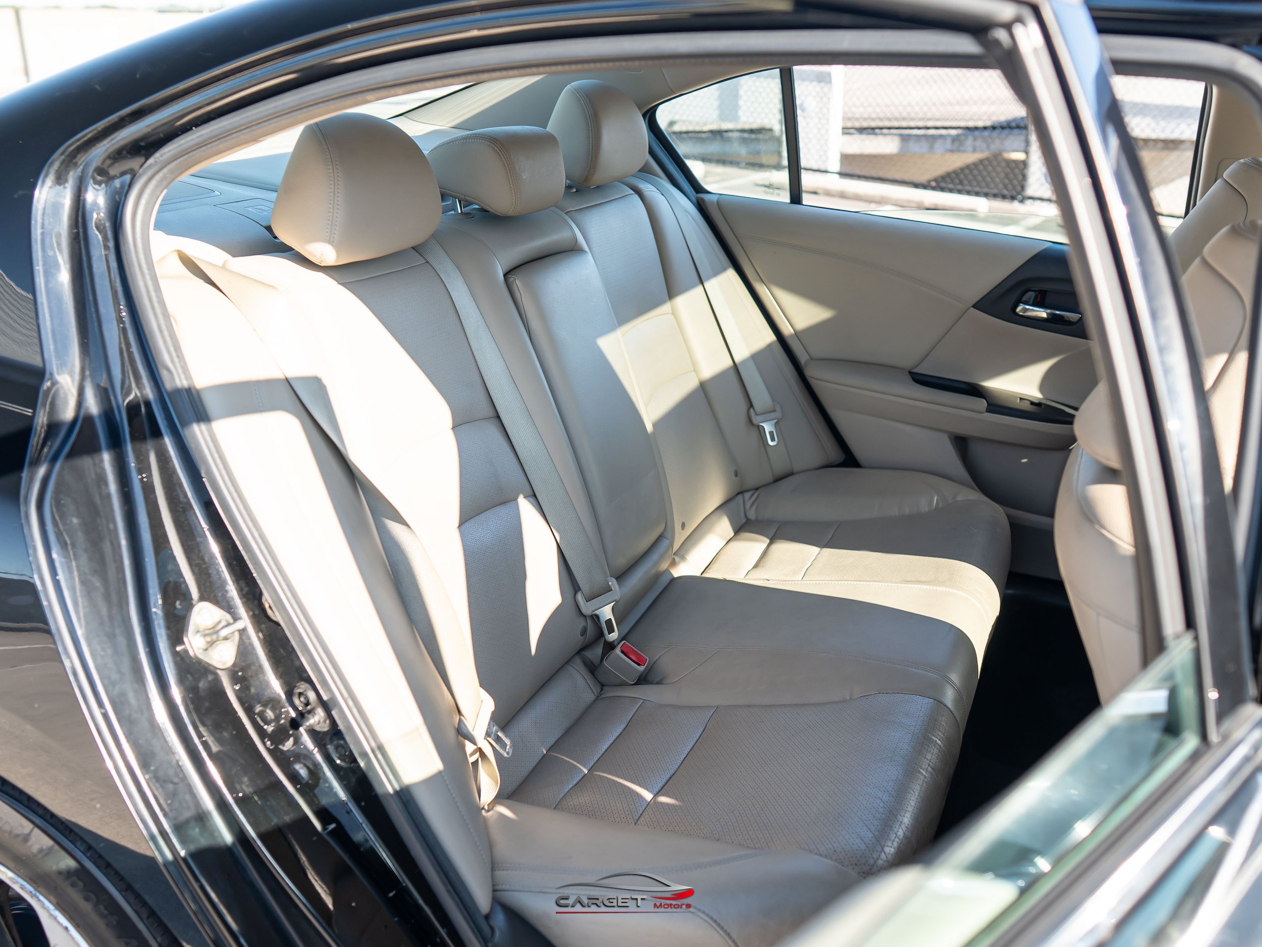 Used 2016 Honda Accord EX-L image 18