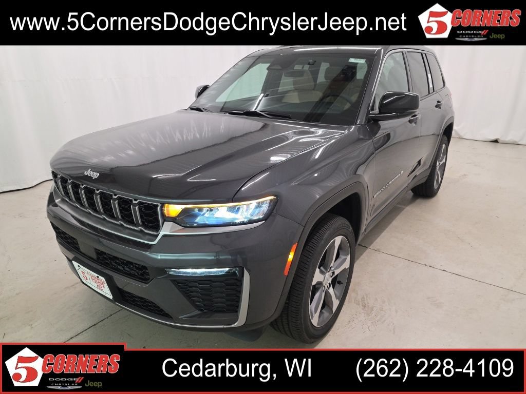 New 2026 Jeep Grand Cherokee Limited w/ Trailer Tow Package
