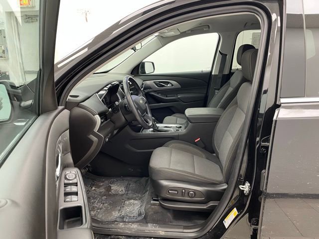 Certified 2021 Chevrolet Traverse LT image 8