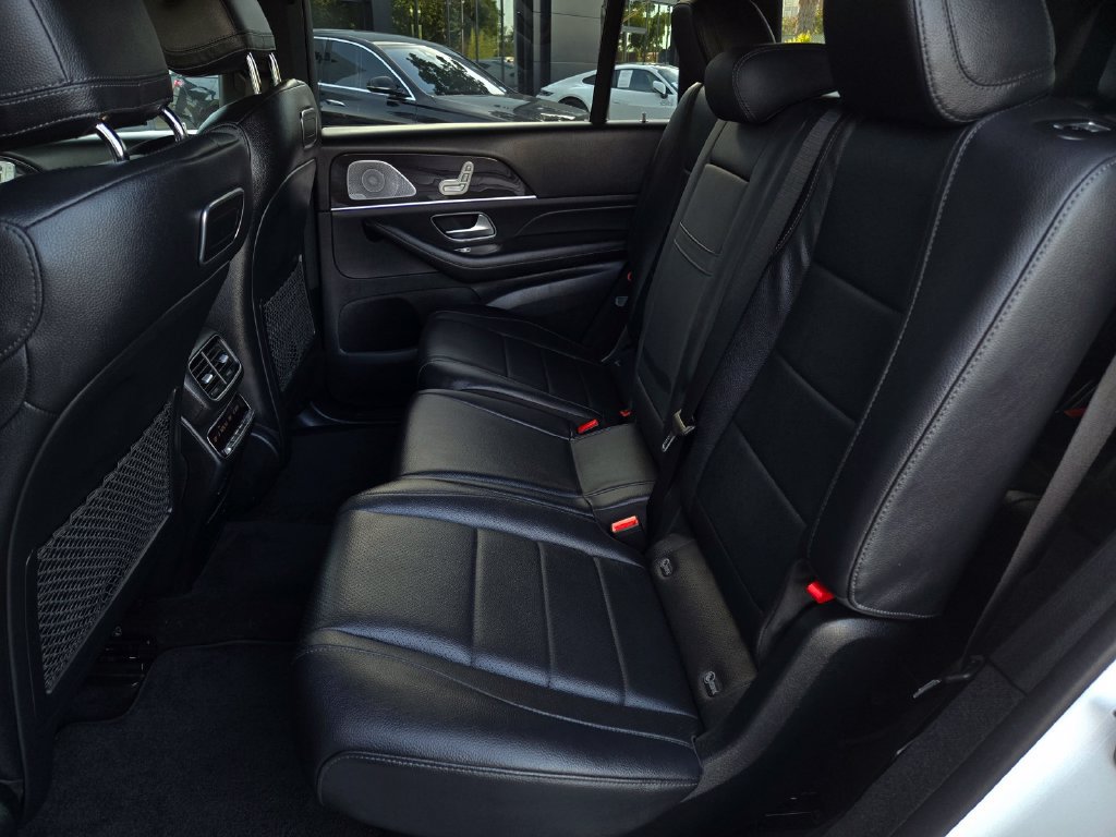 Used 2020 Mercedes-Benz GLS 450 4MATIC image 14