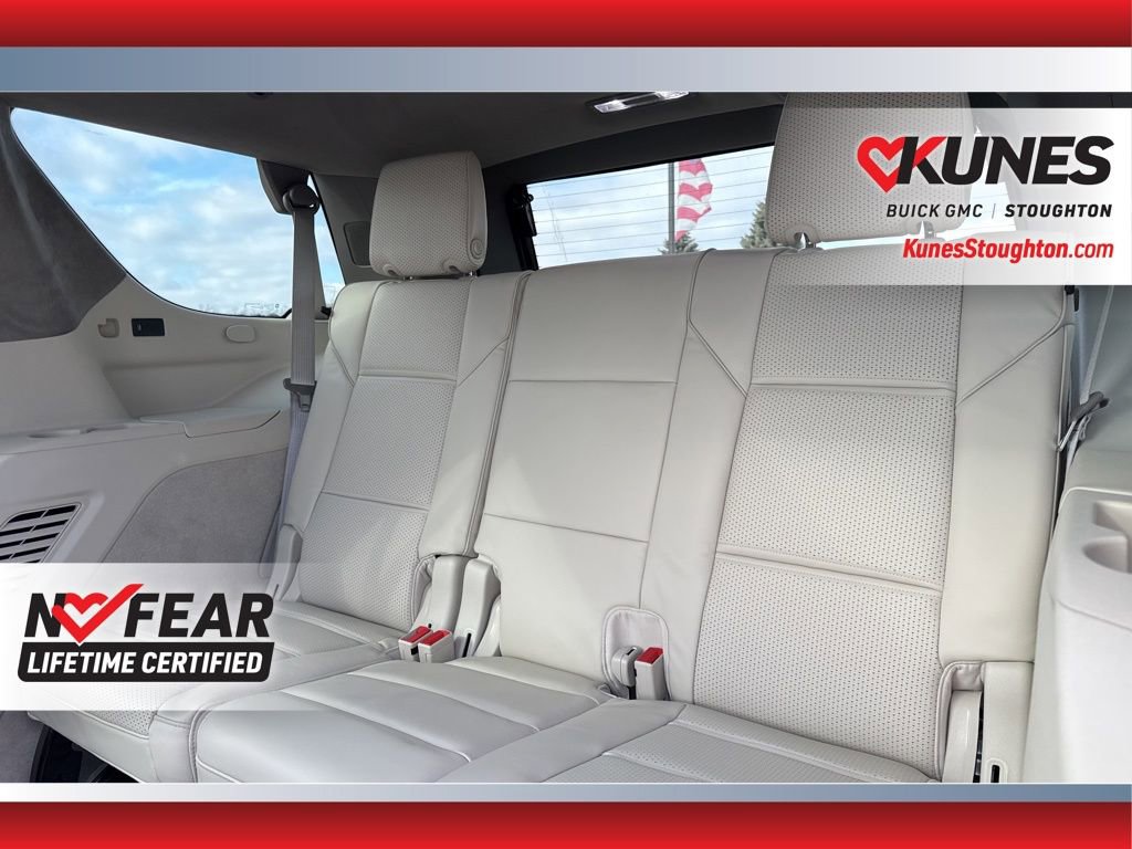 Used 2025 Cadillac Escalade Sport Platinum image 35