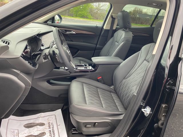 Certified 2023 Buick Envision Avenir AWD/4WD image 17
