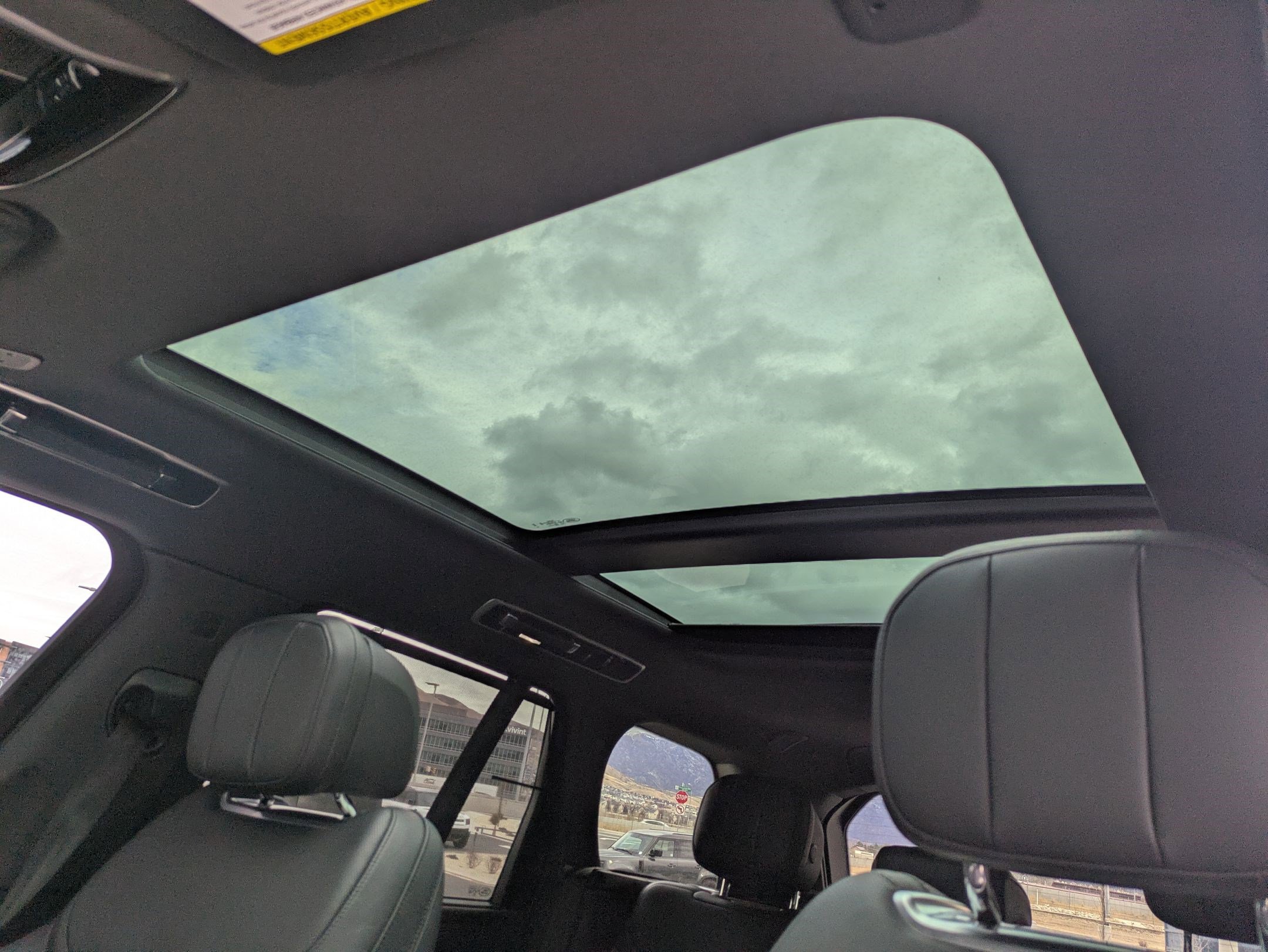 Used 2024 Land Rover Range Rover SE image 23