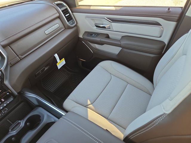 New 2026 RAM 1500 Laramie AWD/4WD image 42