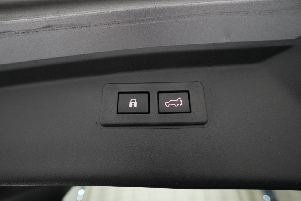 Certified 2025 Subaru Outback Limited AWD/4WD image 15
