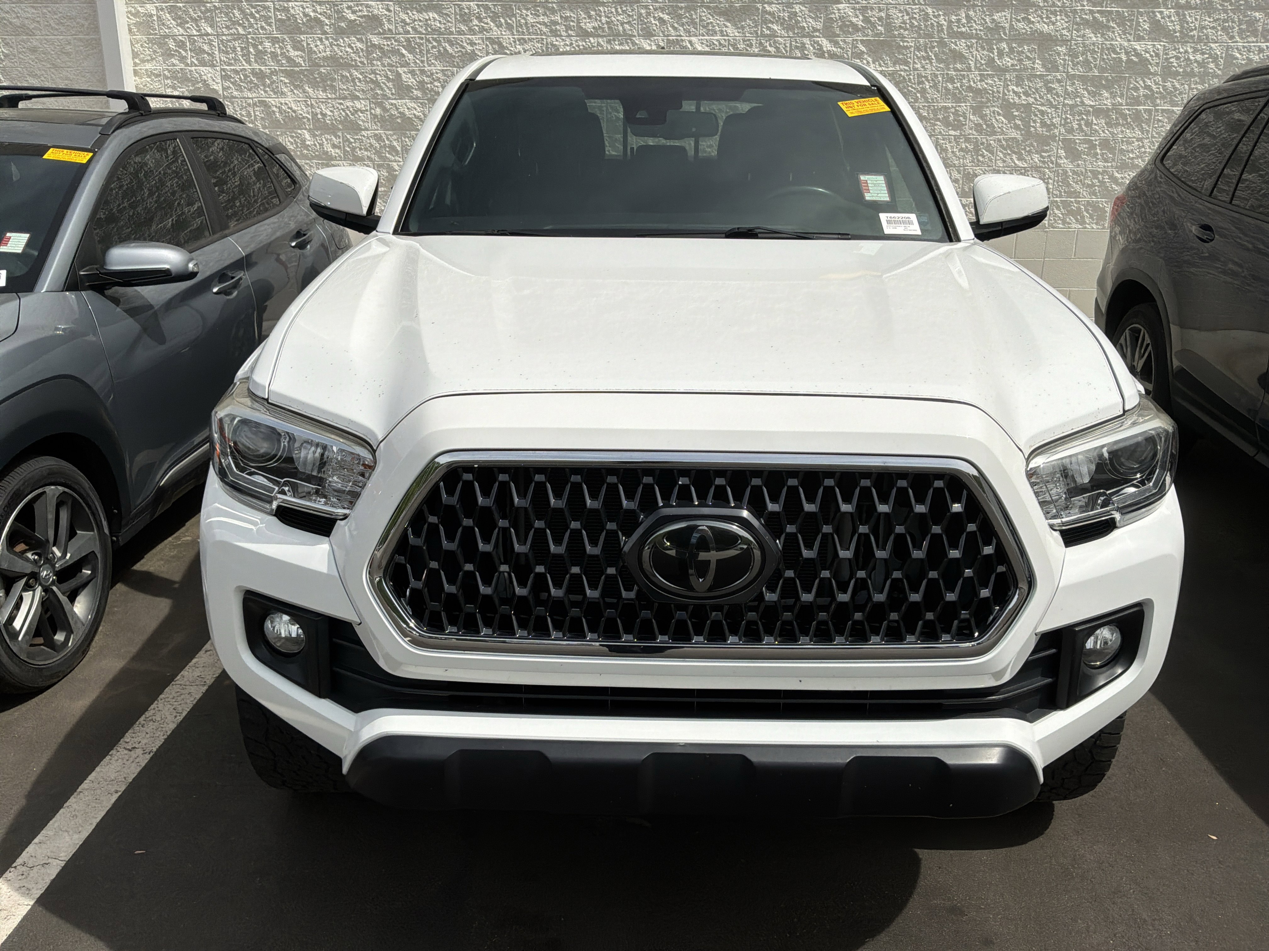 Used 2019 Toyota Tacoma TRD Off-Road w/ TRD Premium Off Road Package image 2