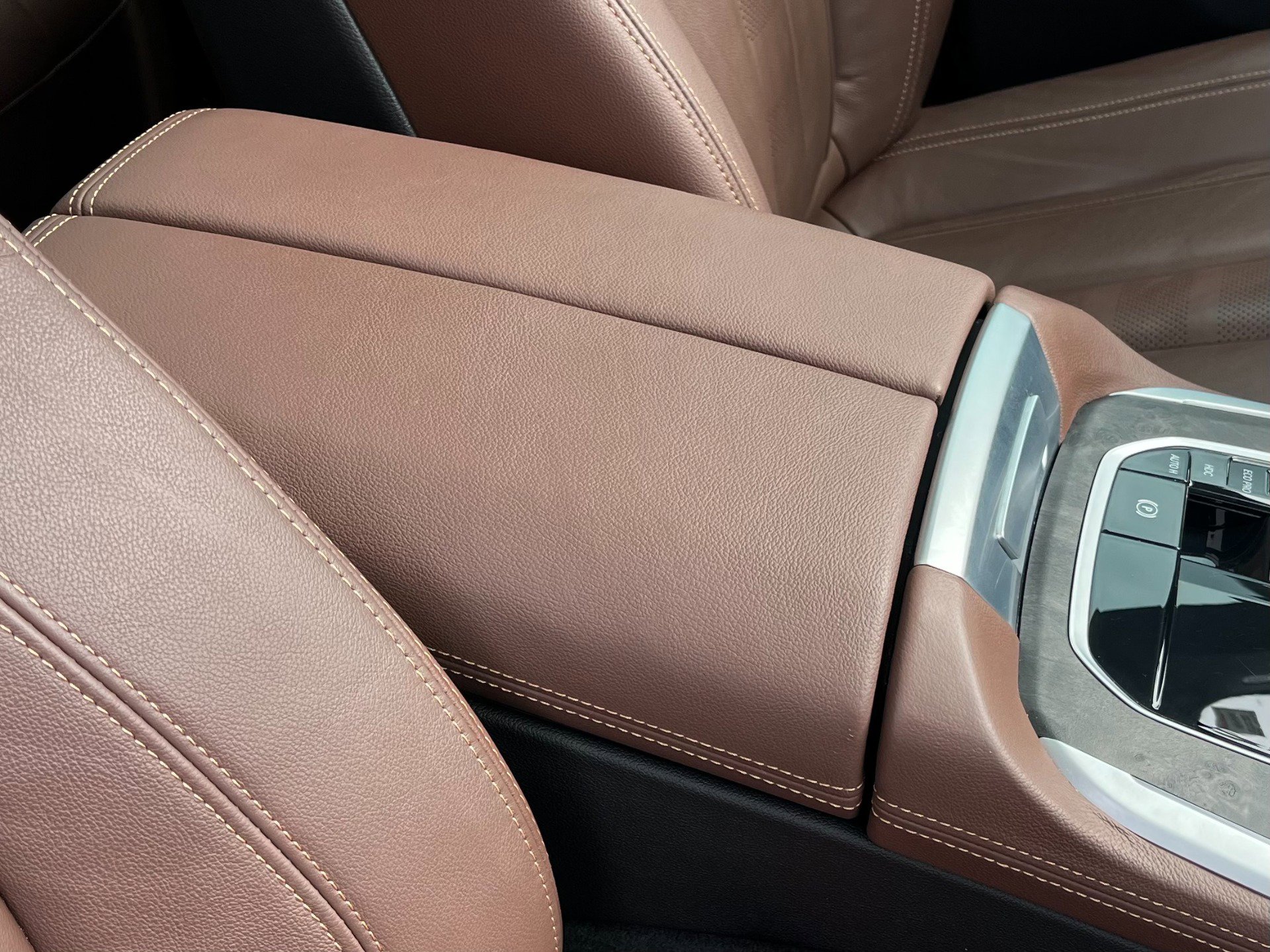 Used 2022 BMW X5 xDrive40i w/ M Sport Package image 14