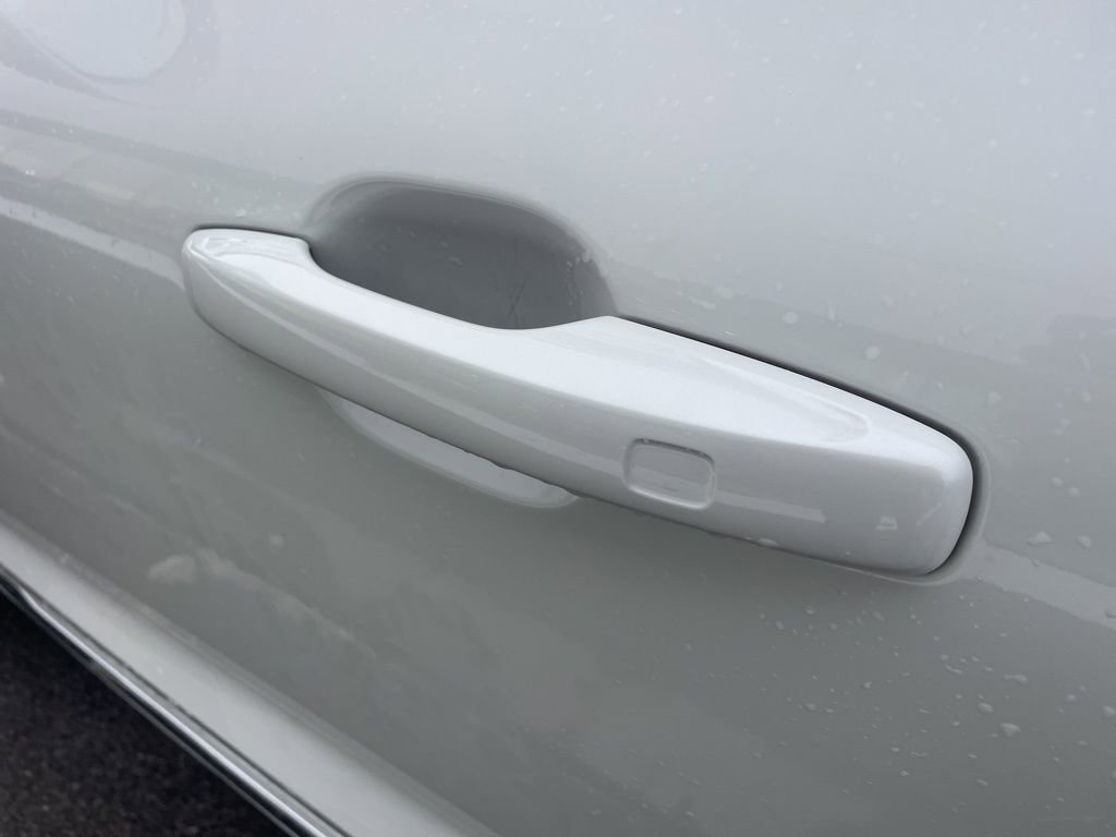 Certified 2023 Volvo XC60 B5 Ultimate image 19