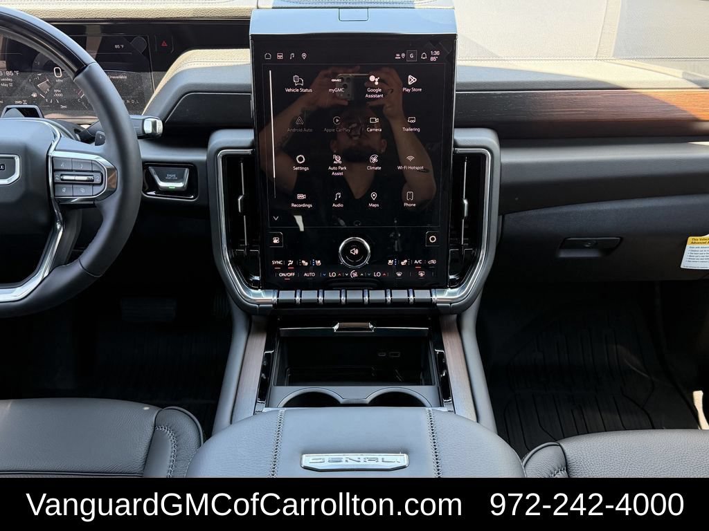 New 2026 GMC Yukon XL Denali w/ Denali Reserve Package AWD/4WD image 13