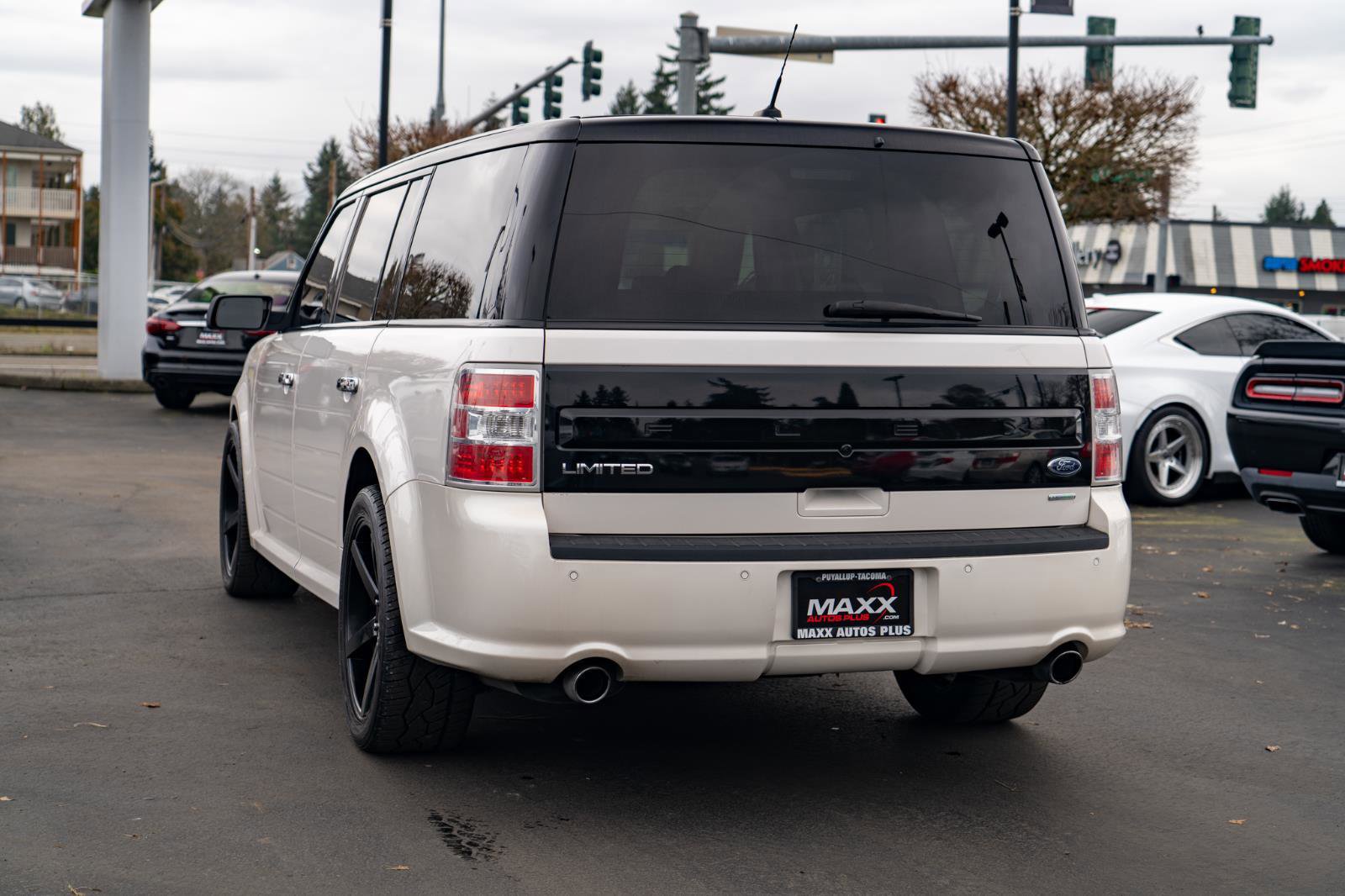 Used 2019 Ford Flex Limited w/ Equipment Group 303A AWD/4WD image 13