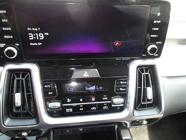 Used 2024 Kia Sorento EX AWD/4WD image 20