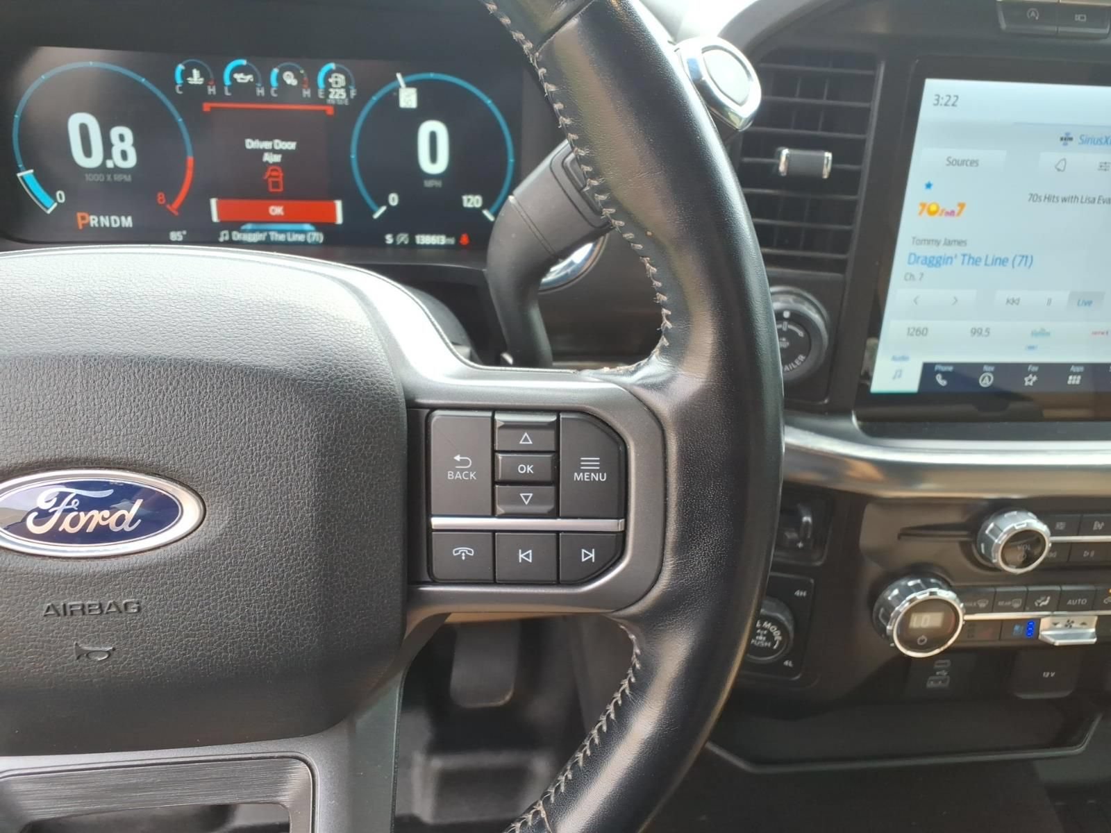 Used 2021 Ford F150 Lariat w/ Trailer Tow Package AWD/4WD image 24