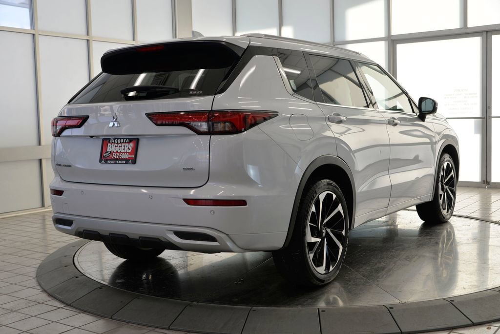 Used 2022 Mitsubishi Outlander SEL image 8