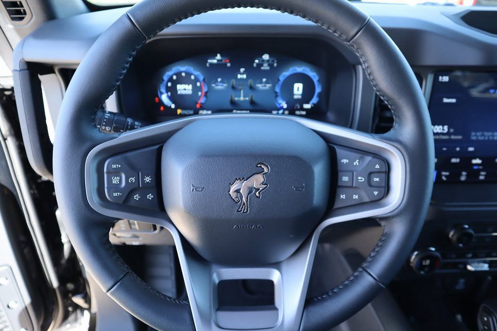 New 2025 Ford Bronco Big Bend image 3