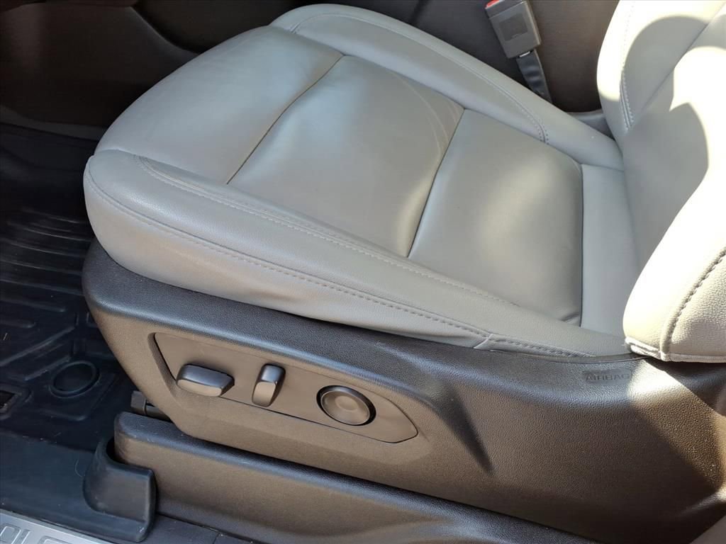 Used 2021 Chevrolet Tahoe LT image 14