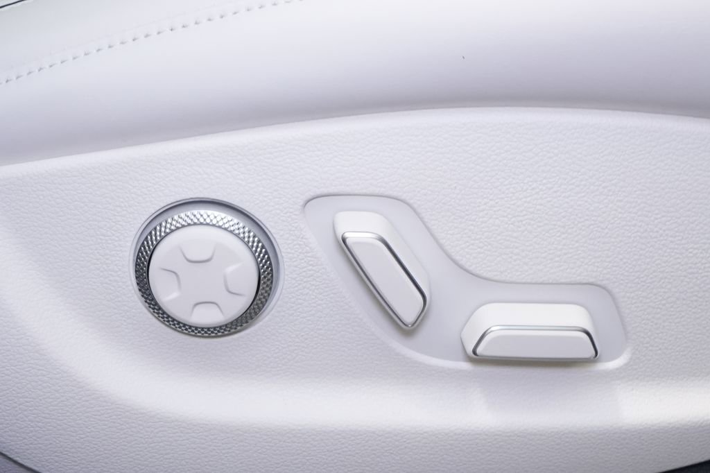 New 2026 Genesis GV80 3.5T Prestige image 37