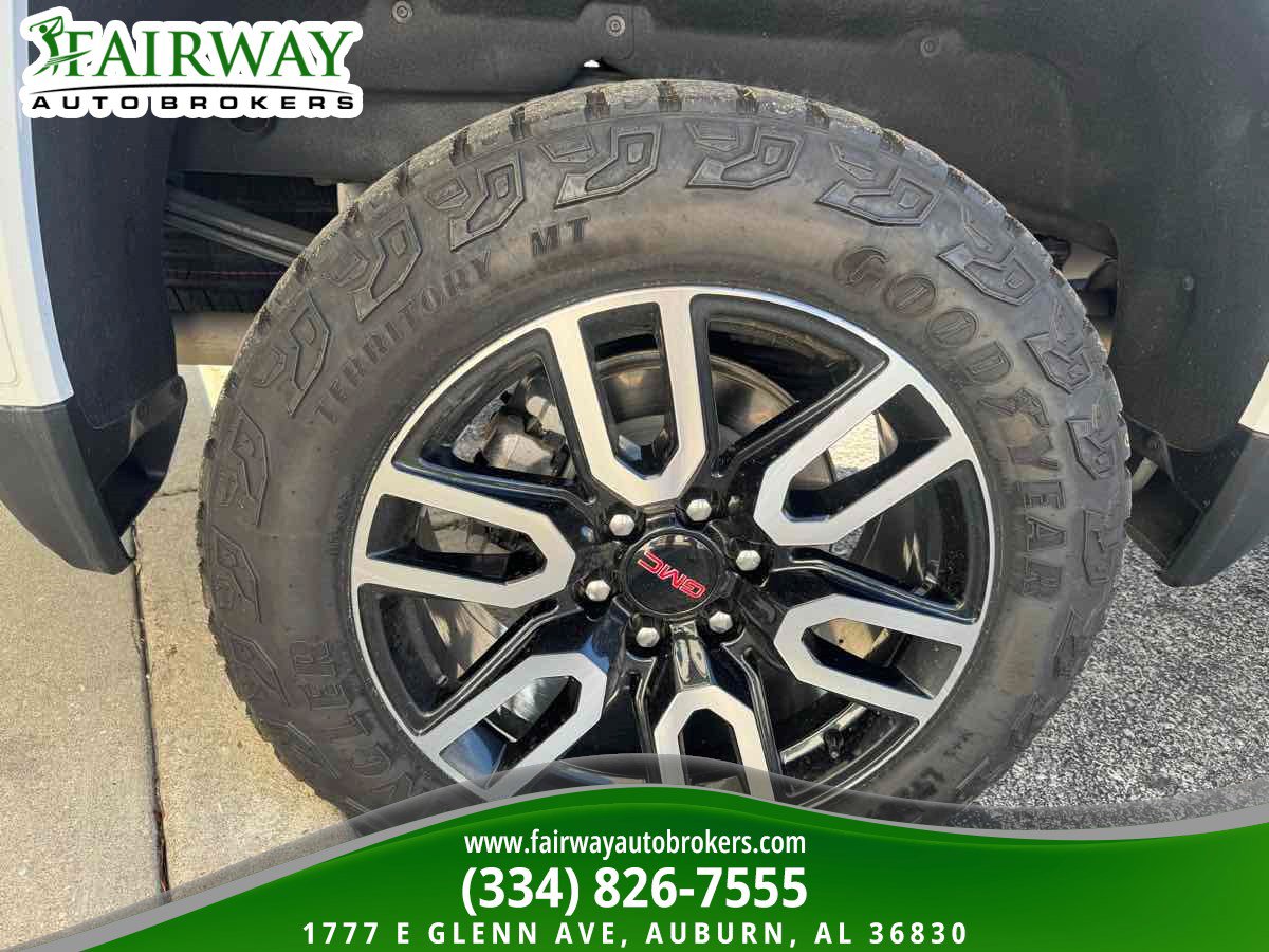 Used 2024 GMC Sierra 1500 AT4 w/ Technology Package image 34
