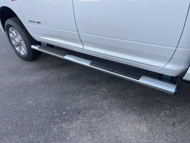 New 2026 RAM 2500 Laramie AWD/4WD image 18