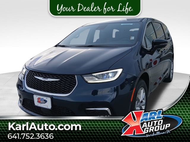 New 2025 Chrysler Pacifica Select image 1