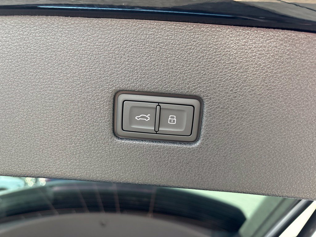 New 2027 Audi Q8 Premium Plus AWD/4WD image 36
