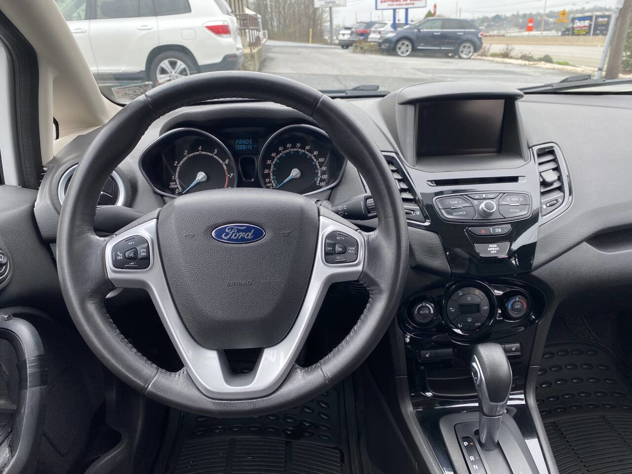Used 2014 Ford Fiesta SE w/ Equipment Group 201A image 22