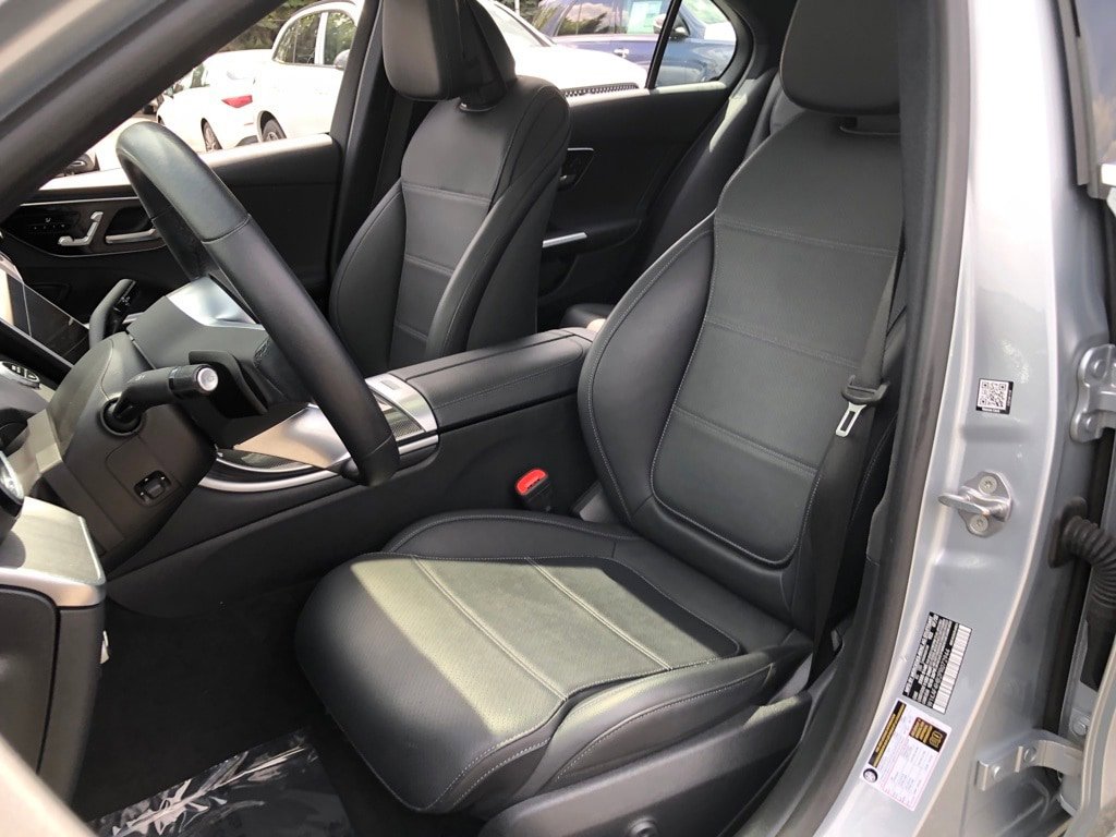 Used 2023 Mercedes-Benz C 300 4MATIC Sedan image 31
