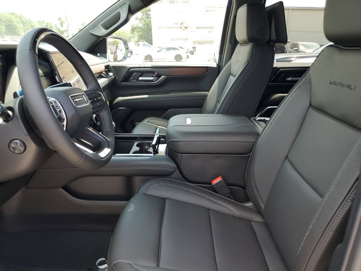 New 2026 GMC Yukon XL Denali w/ Denali Reserve Package AWD/4WD image 19