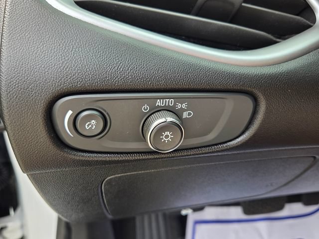 Used 2024 Chevrolet Malibu LT FWD image 28