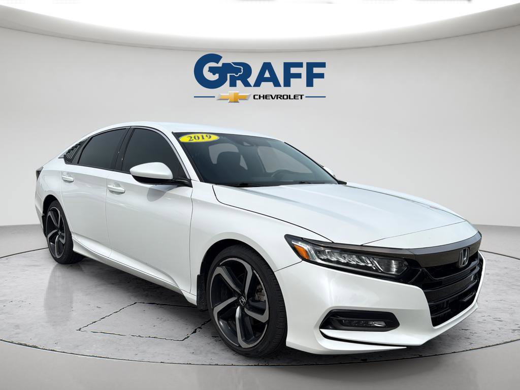 Used 2019 Honda Accord Sport image 11