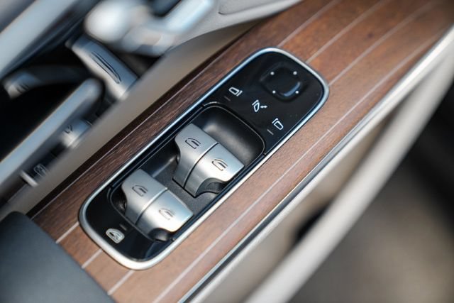 Used 2023 Mercedes-Benz EQS 580 4MATIC Sedan image 52