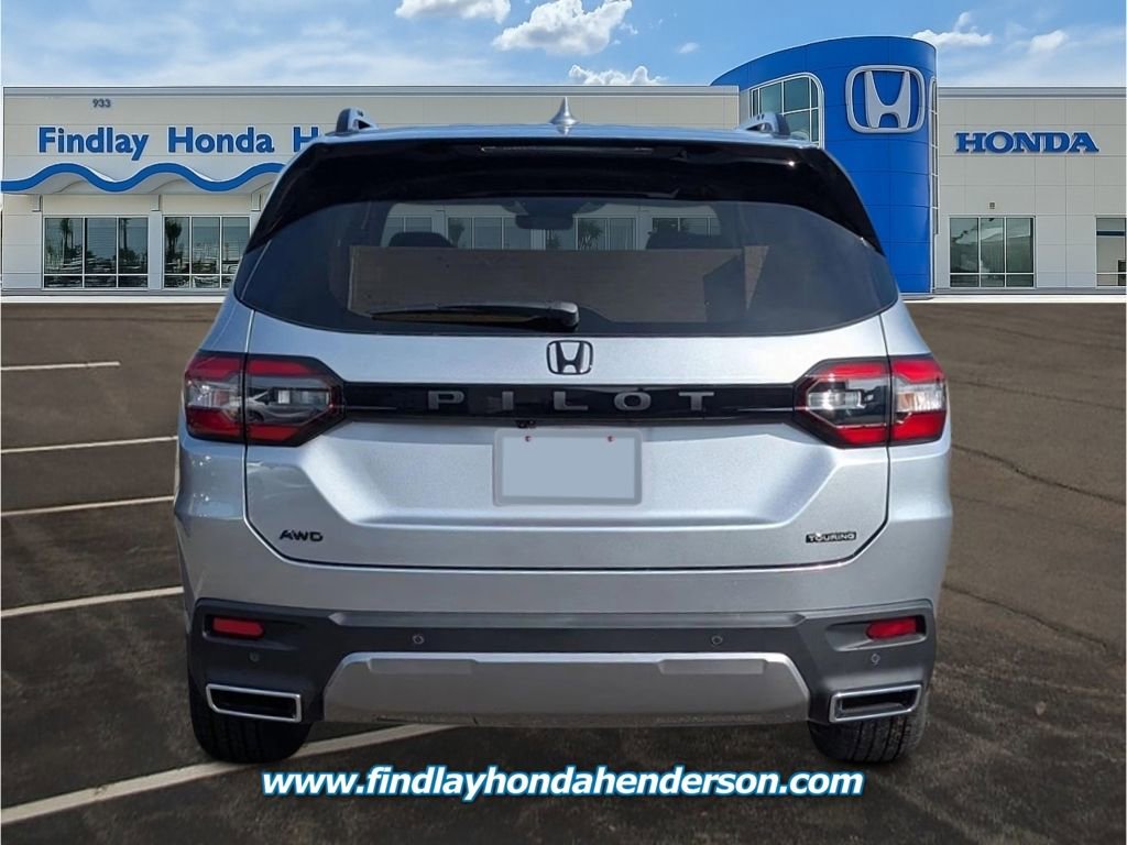 New 2026 Honda Pilot Touring image 4