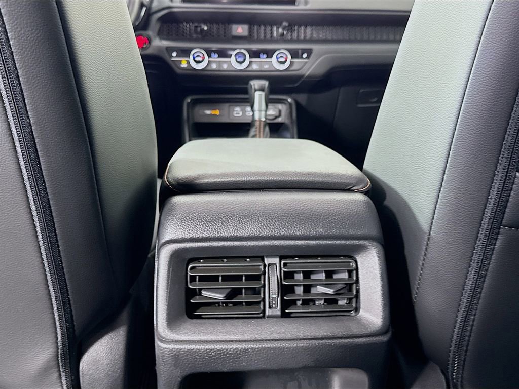Used 2025 Honda CR-V Sport-L image 33