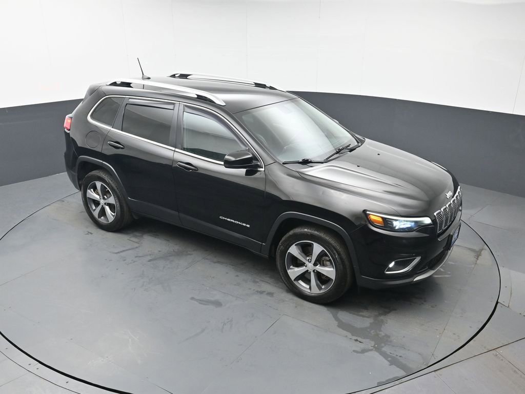 Used 2019 Jeep Cherokee Limited image 40
