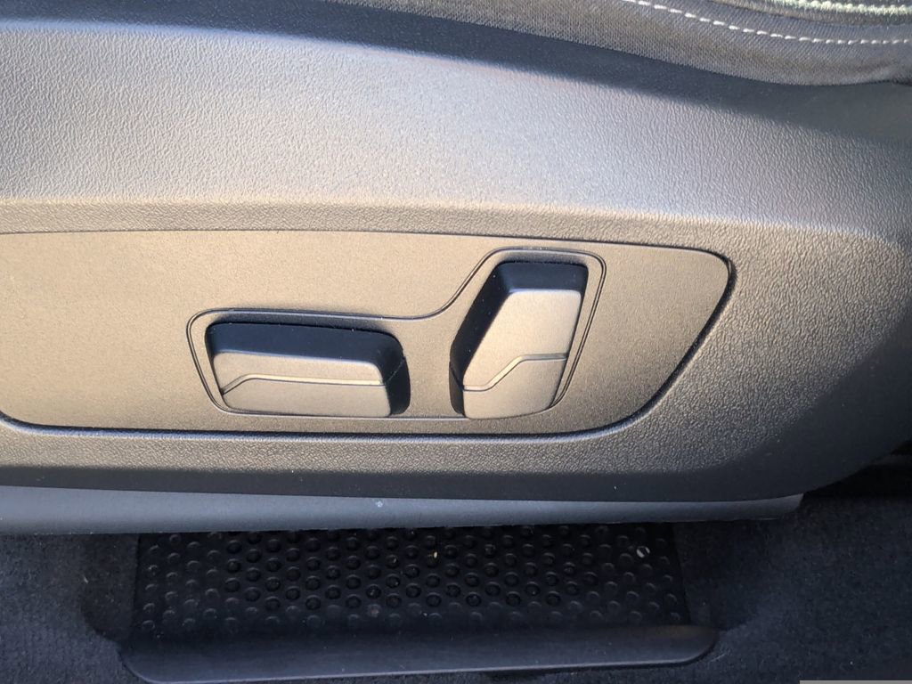 Used 2023 BMW X1 xDrive28i w/ Convenience Package image 7