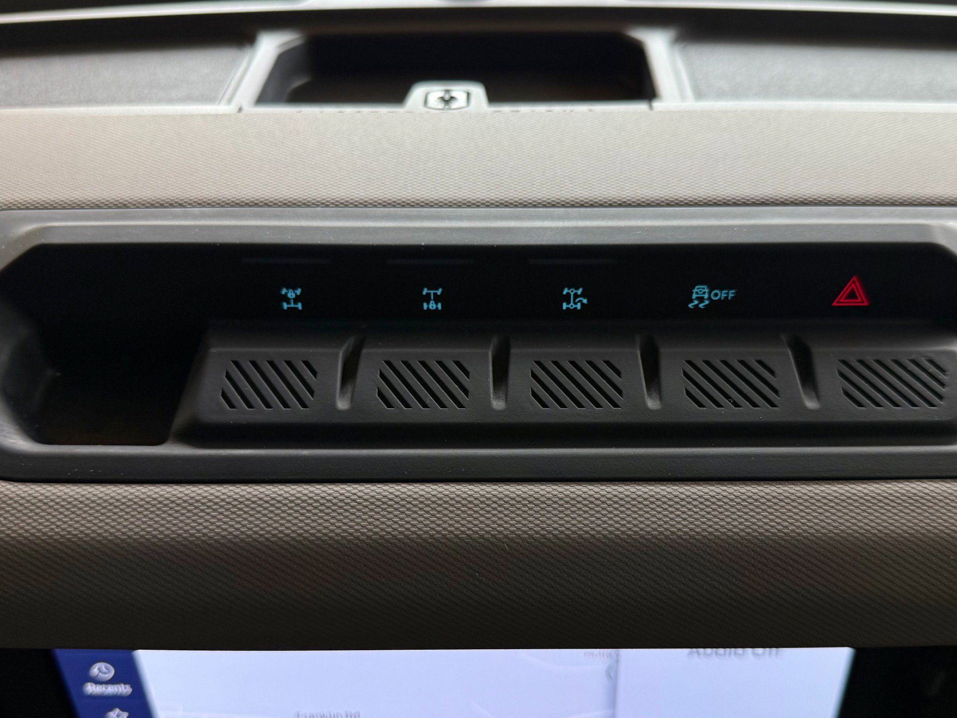 Used 2023 Ford Bronco Wildtrak AWD/4WD image 34