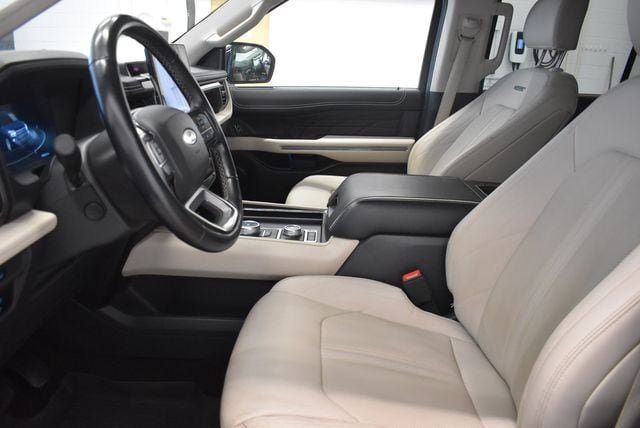 Used 2024 Ford Expedition Max Platinum AWD/4WD image 22