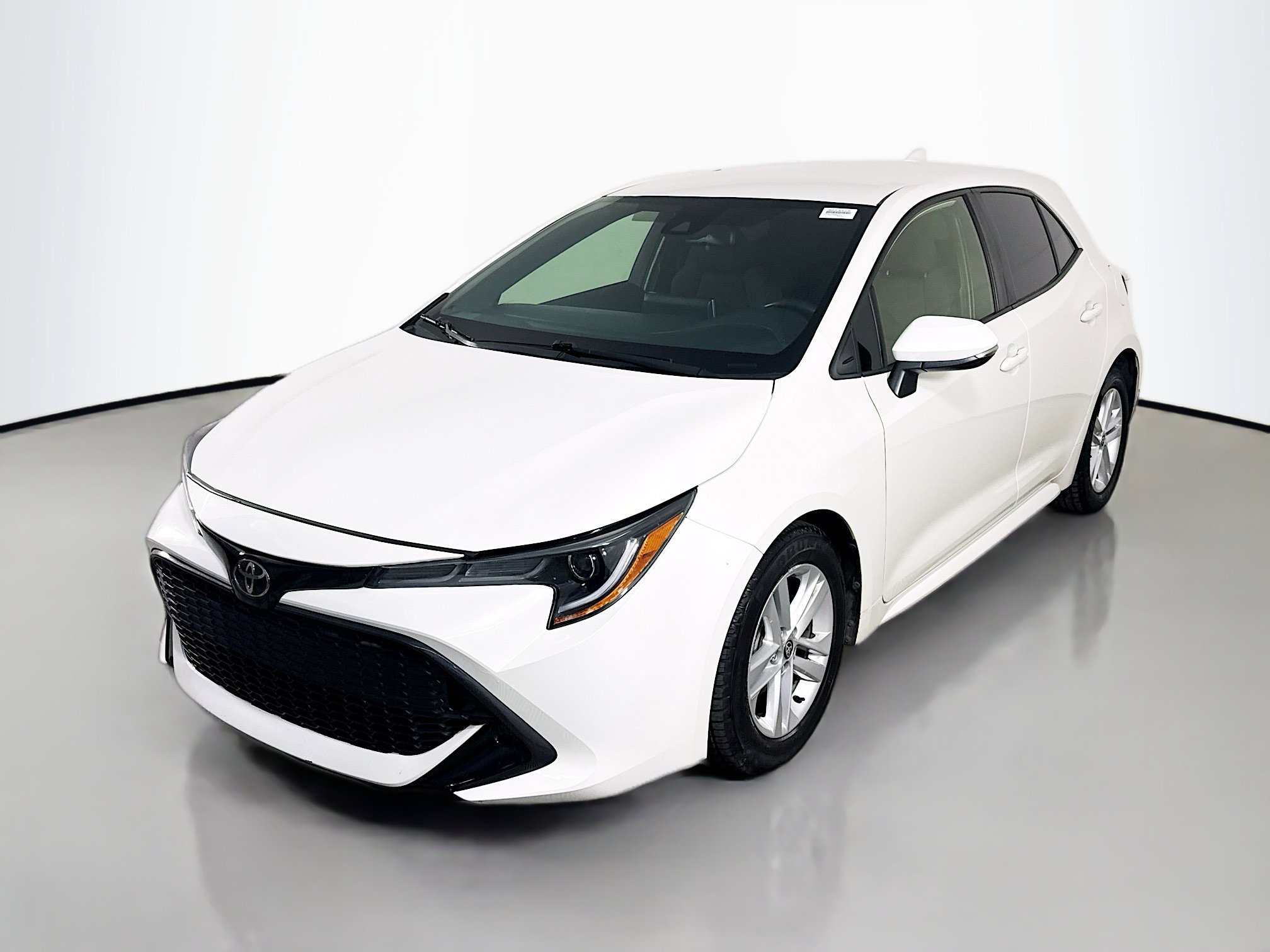 Used 2020 Toyota Corolla SE w/ Carpet Mat Package image 4