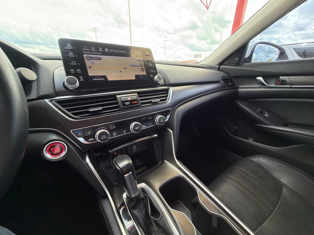 Used 2018 Honda Accord Touring image 23