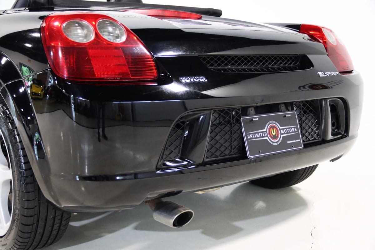 Used 2004 Toyota MR2 RWD image 66