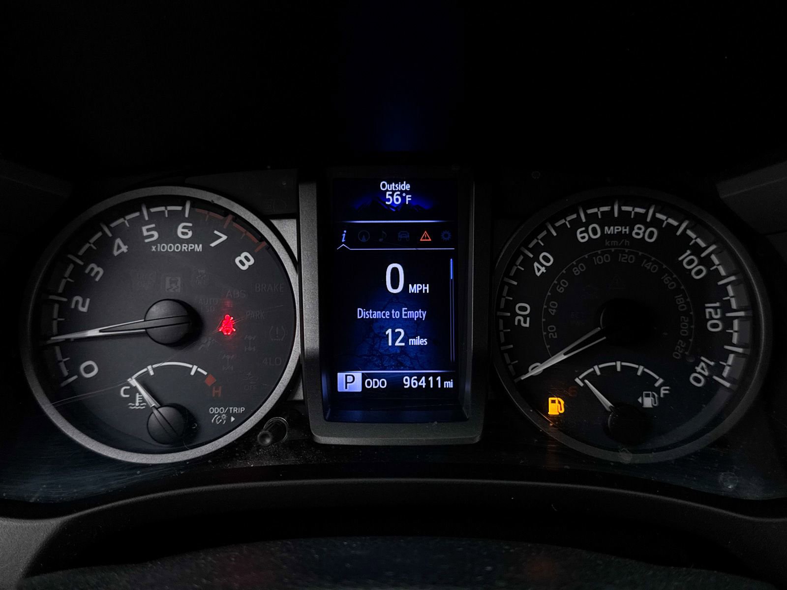 Used 2018 Toyota Tacoma TRD Sport w/ Technology Package AWD/4WD image 25