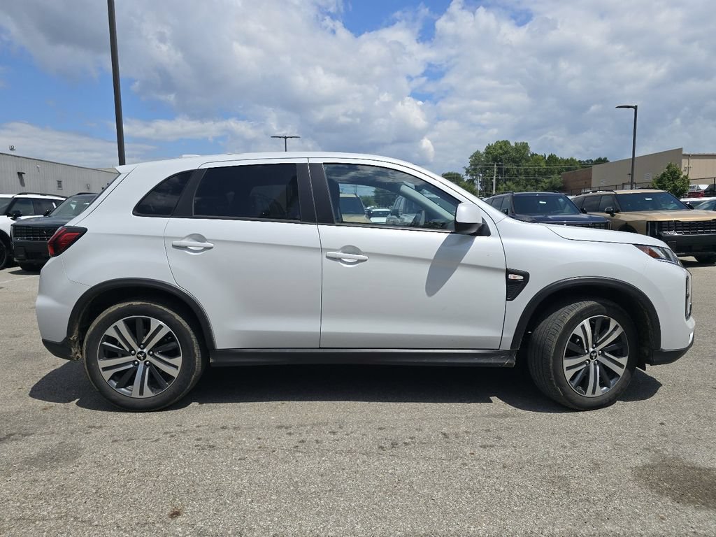 Used 2024 Mitsubishi Outlander Sport ES AWD/4WD image 19